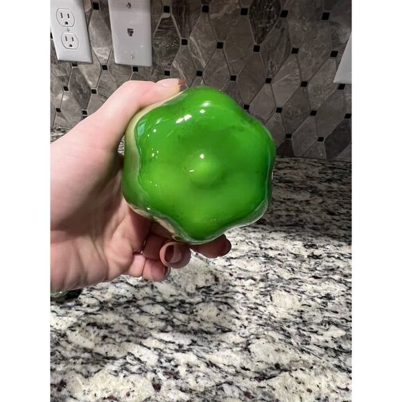 Green Pepper Murano Style Glass Home Decor Vegetable Art Deco (1) - Picture 4 of 8